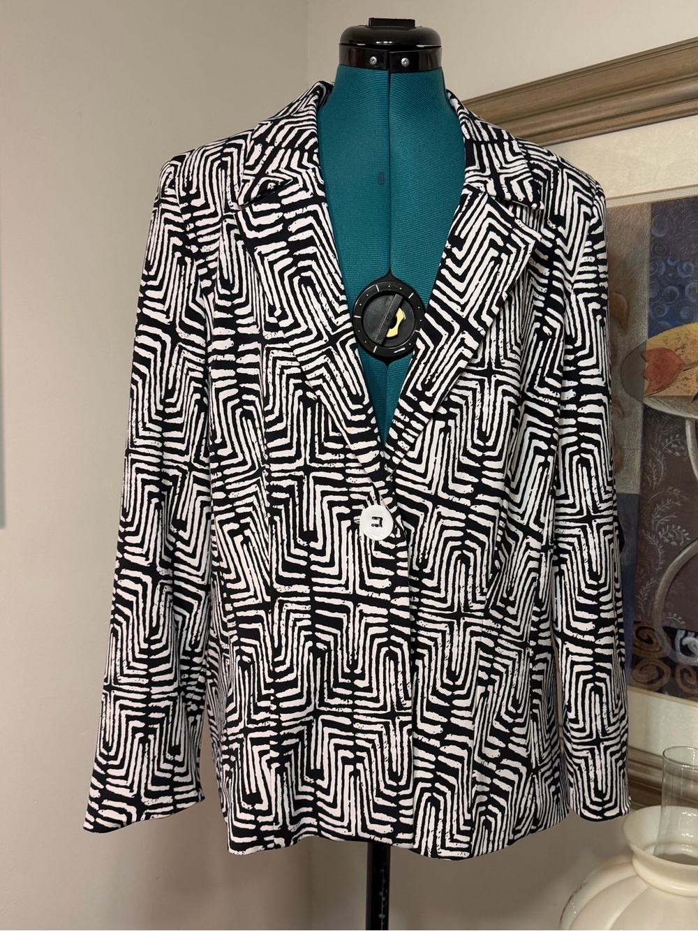 Vintage Joseph Ribkoff Black and White Geometric Blazer Size 14